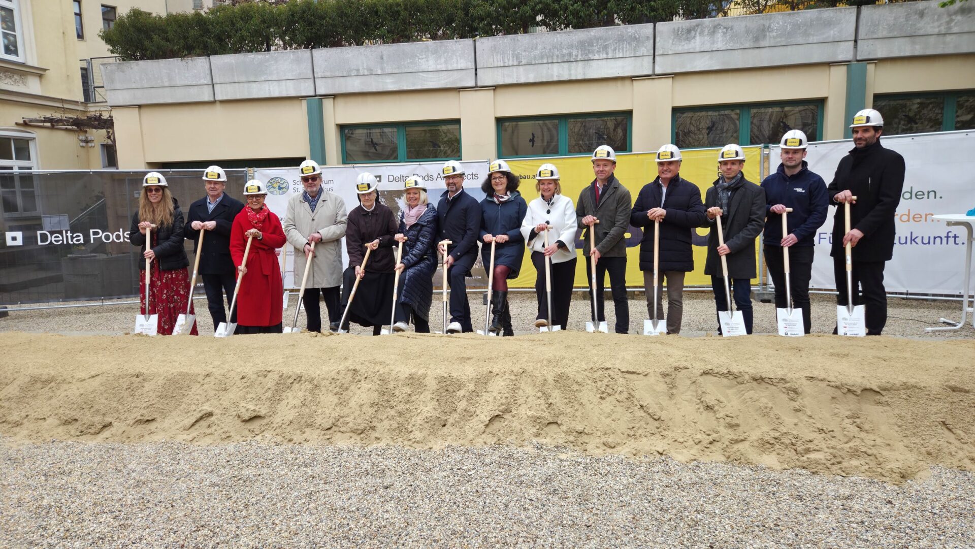 Spatenstich Apostelgasse